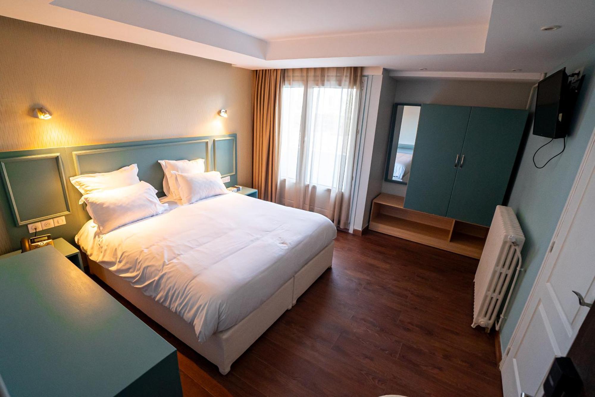 Breeze Hotel Calais Exterior foto